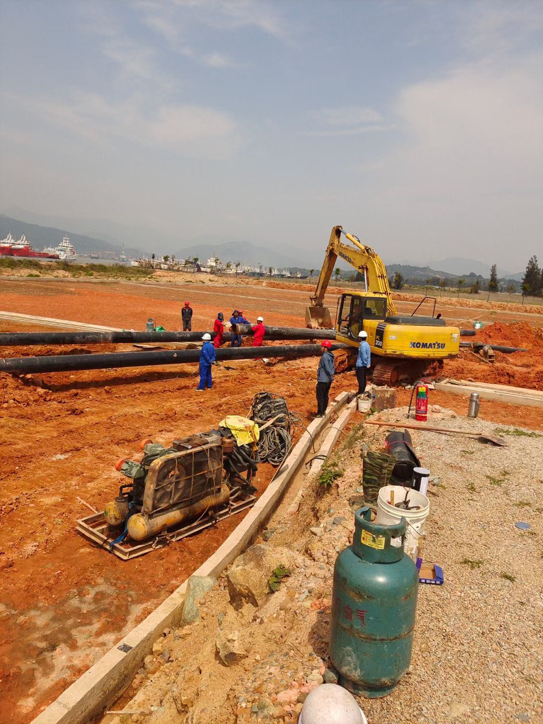 ��s��,��s��ʩ������Ĺ�������Щ